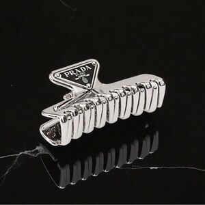 PRADA Silver Metal Claw Hair Clip Styling Clamp Elegant Triangle Made in Italy